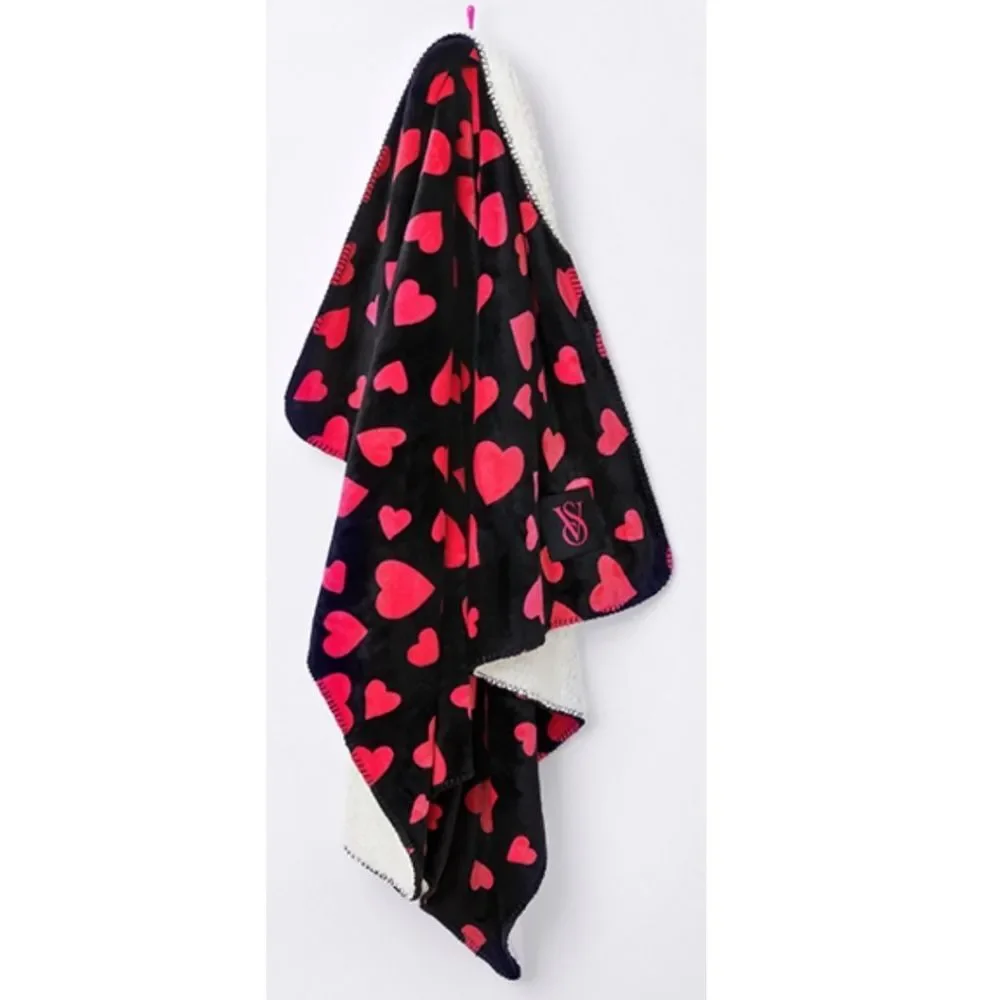 Heart plush blanket